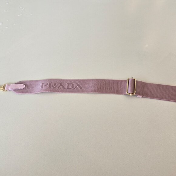 SALE PRADA Authentic  Re-Edition 2005 Saffiano leather bag  PINK! BRAND NEW! - Picture 8 of 9